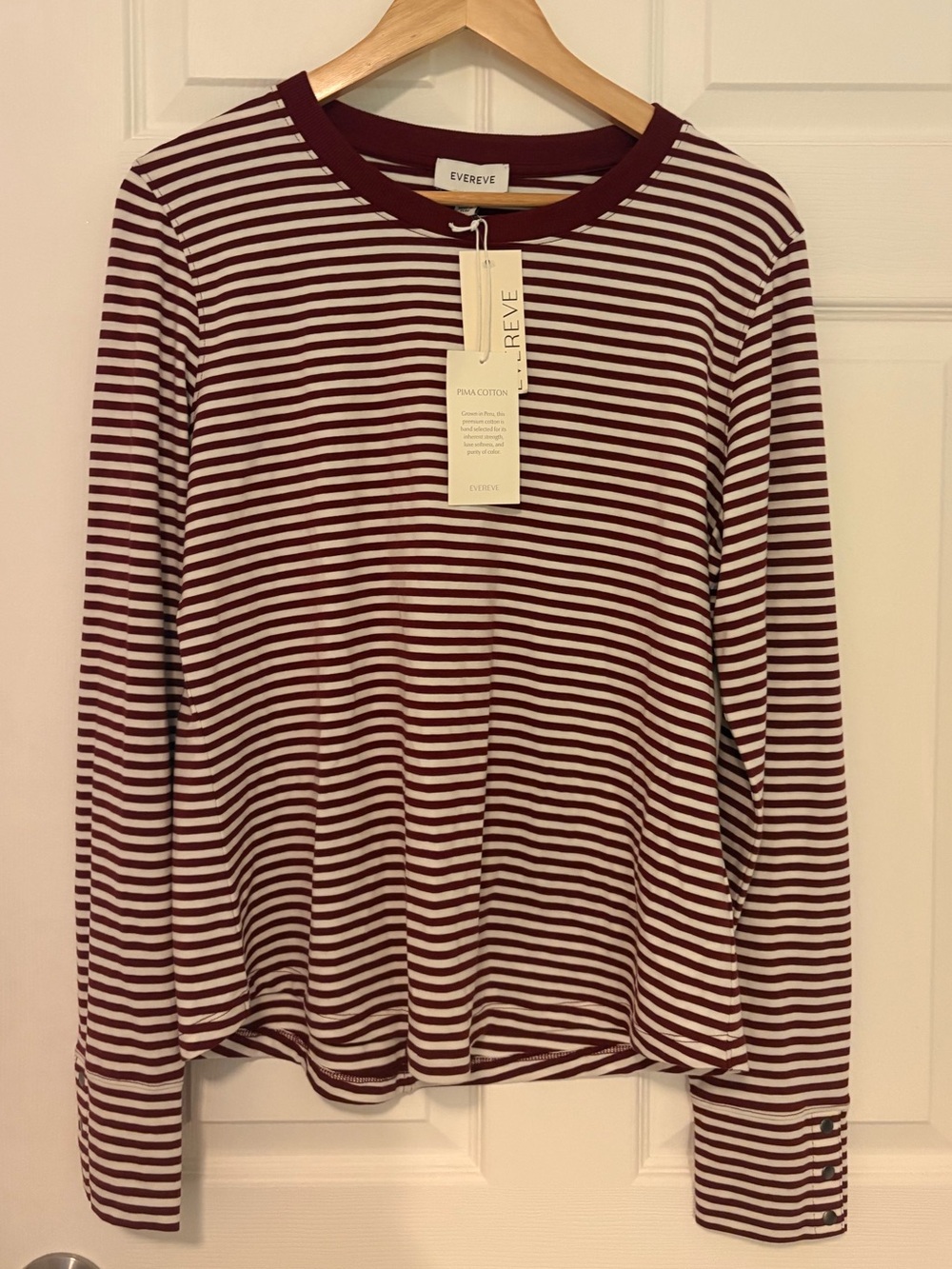 Evereve Peyton Snap Cuff Tee